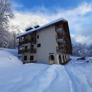 https://venosc-les-2-alpes-rez-de-jardin.hotels-rhonealpes.com